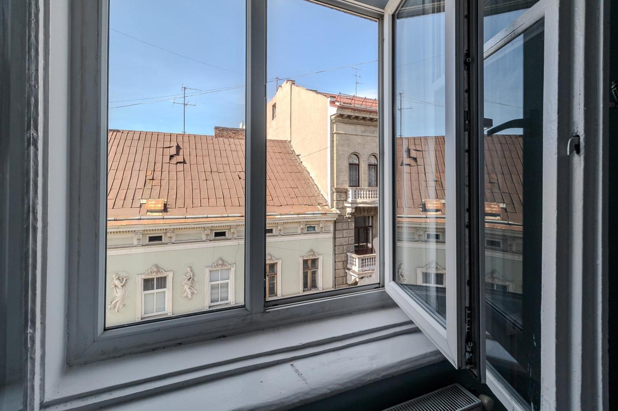 Апартаменти На Коперника Lviv Luaran gambar